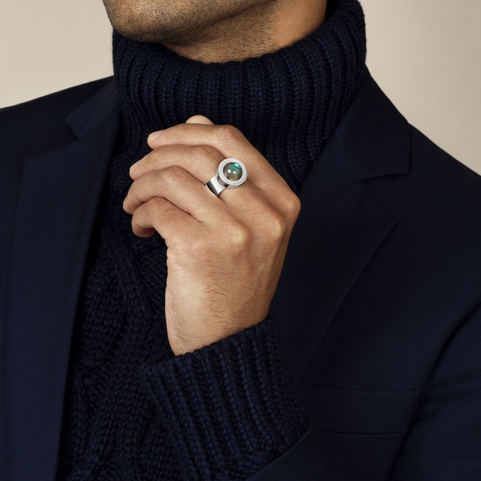 model wearing labradorite ring in sterling silver